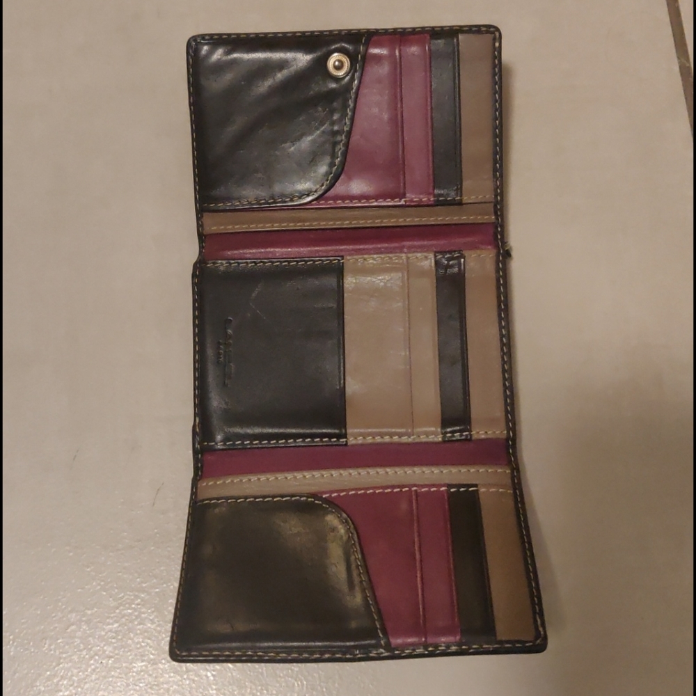 Wallet - Picture 2 of 3